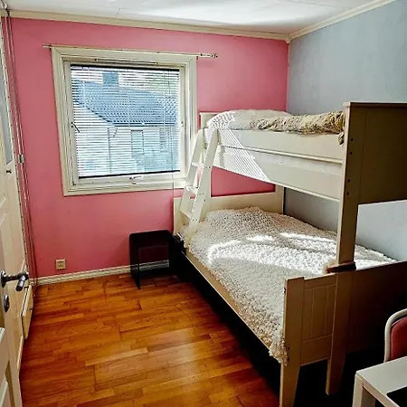 Feriehus Spacious House With Stunning Mountain Views *